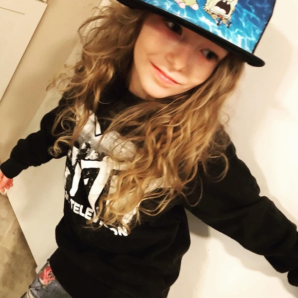 Meet your Posher, Renee - Picture 2 of 11